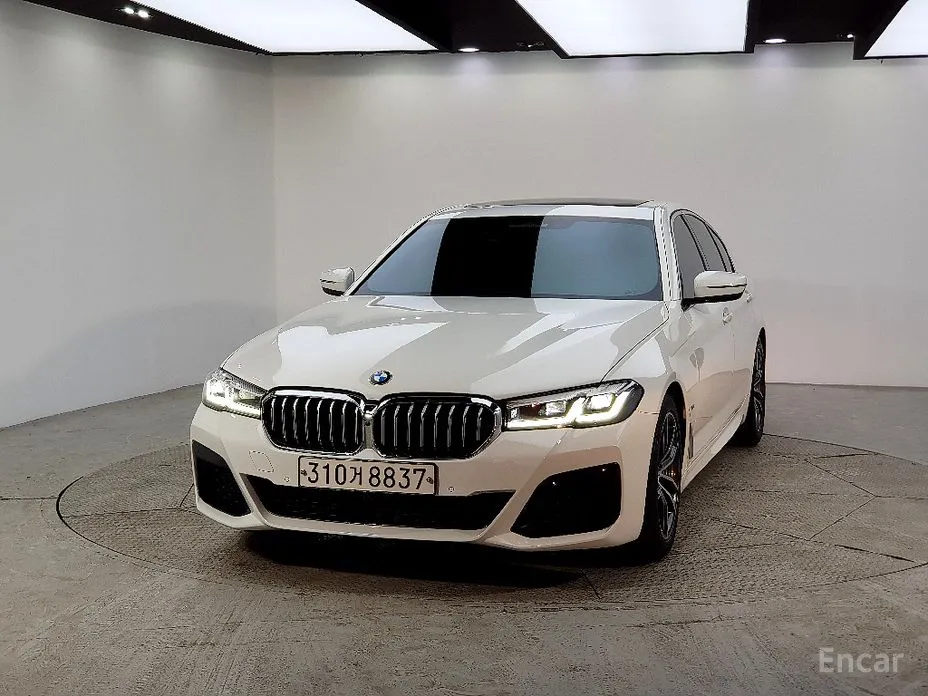 Фото 2 - BMW 5 Series