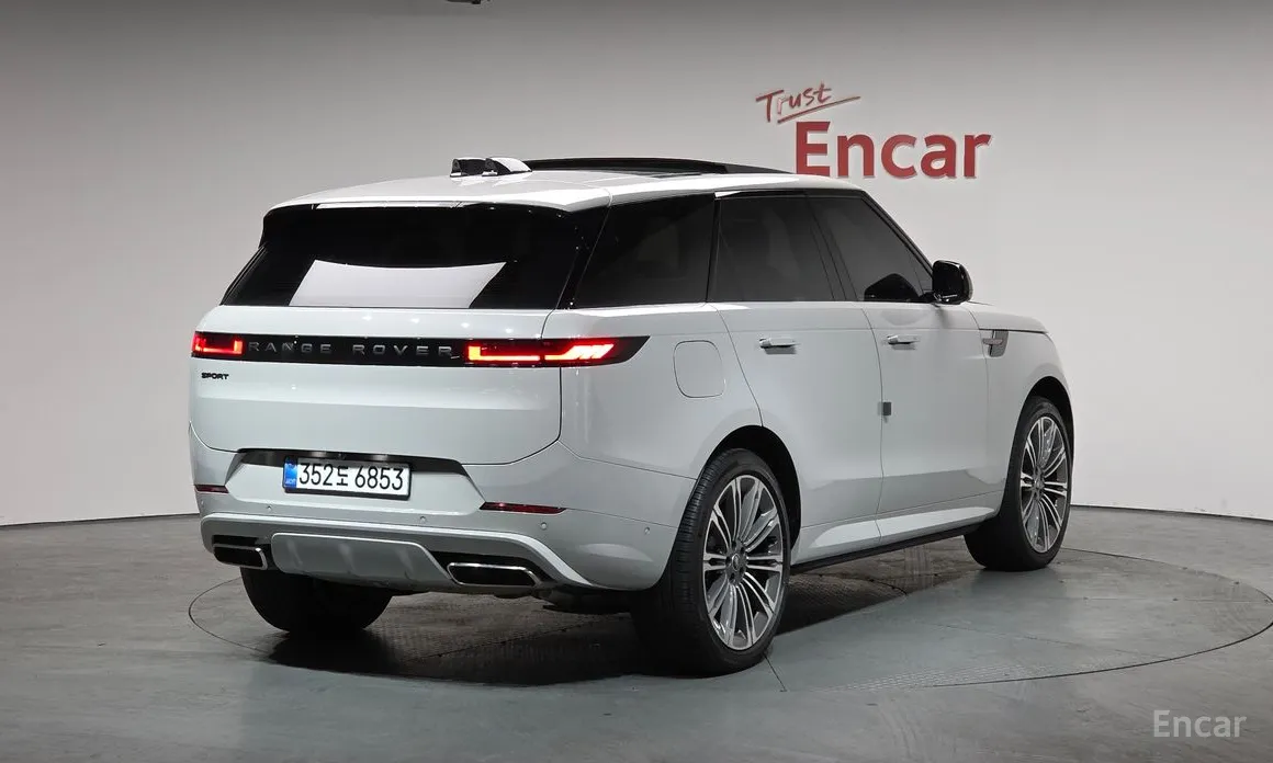 Фото 2 - Land Rover Range Rover Sport