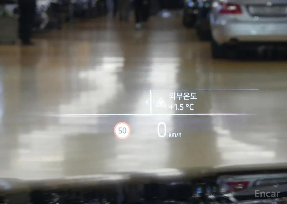 Фото 13 - BMW 7 Series