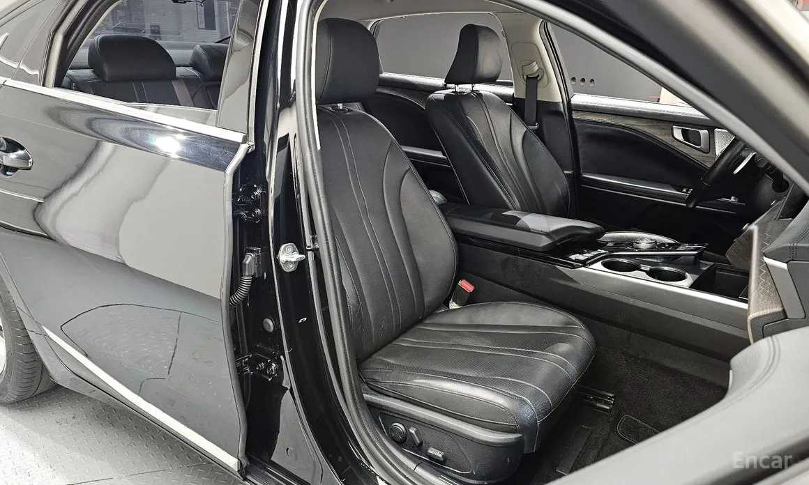 صورة 12 - Kia K8