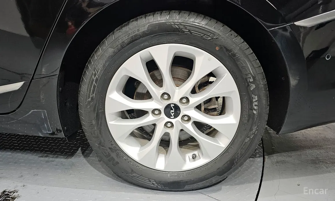 صورة 5 - Kia K8