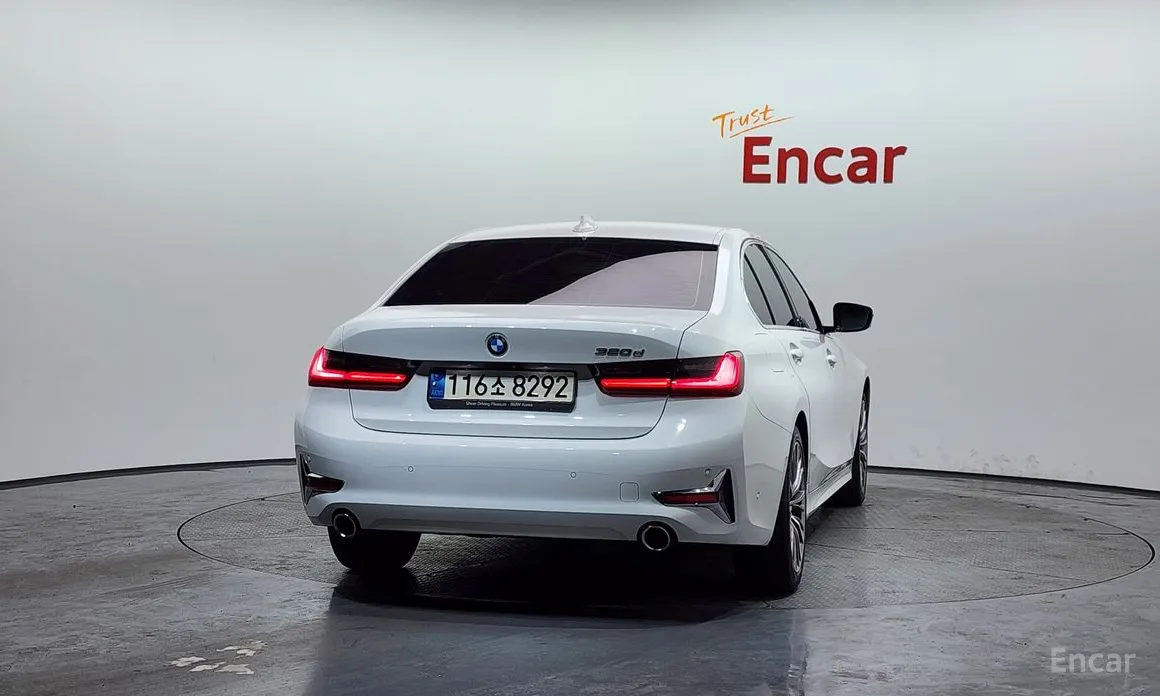 Фото 4 - BMW 3 Series