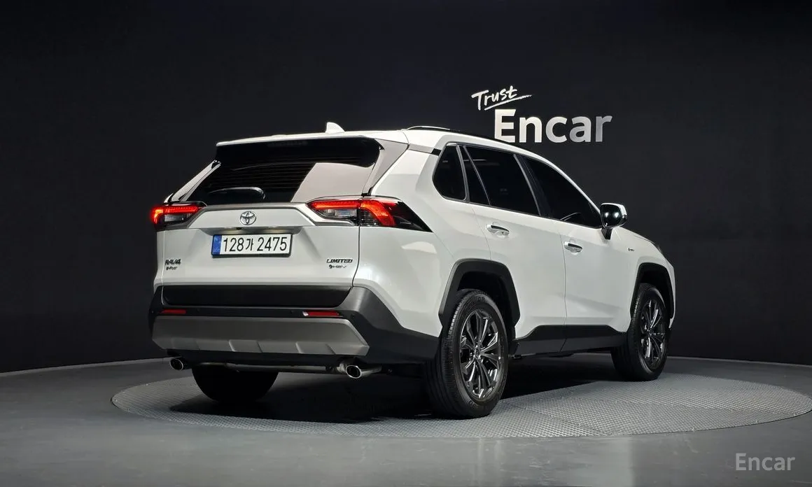 Toyota RAV4 2019 2,5 4WD Hybrid LTD