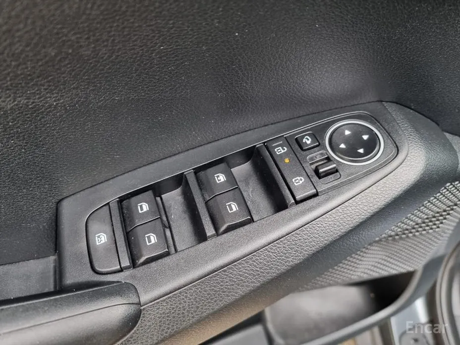 Фото 17 - Kia Seltos