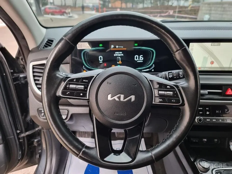 Фото 9 - Kia Seltos