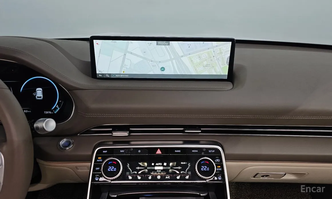 Фото 14 - Genesis GV80