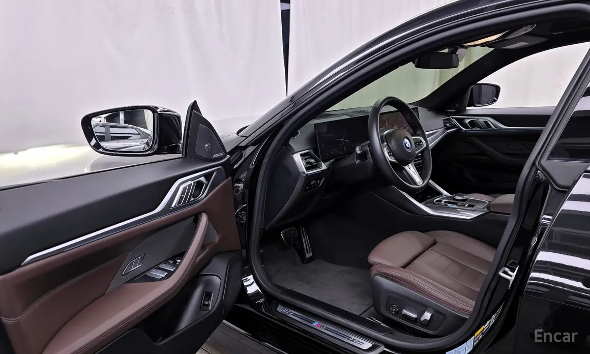 Фото 10 - BMW i4