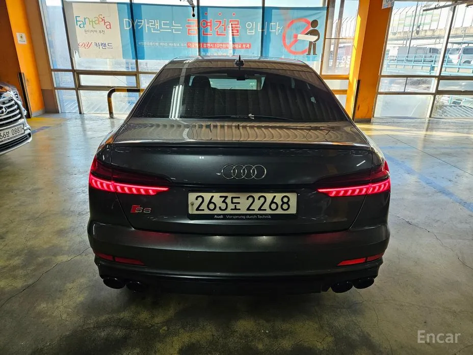 Фото 4 - Audi S6