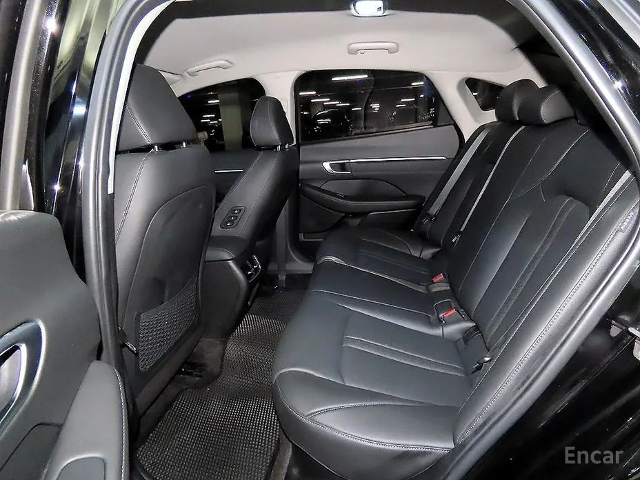 Фото 7 - Hyundai Sonata