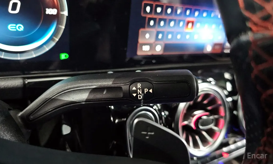 Фото 9 - Mercedes-Benz EQA