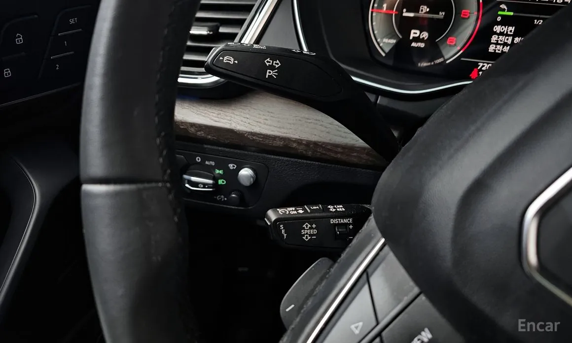 Фото 18 - Audi Q5