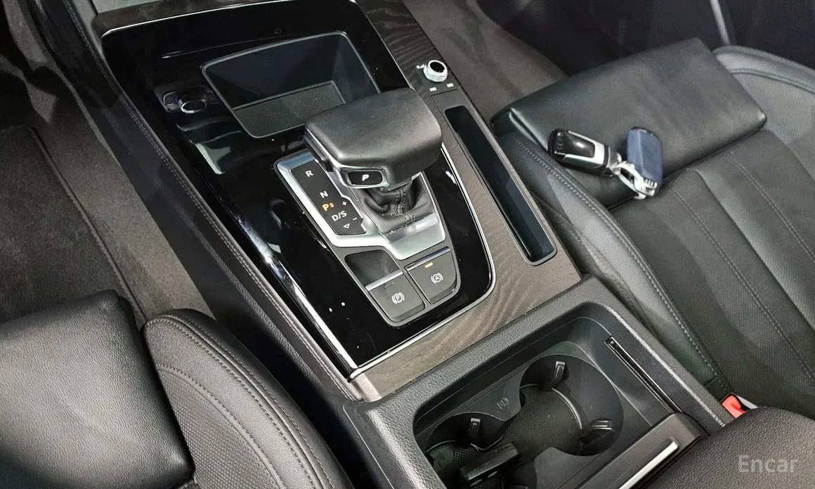 Фото 9 - Audi Q5