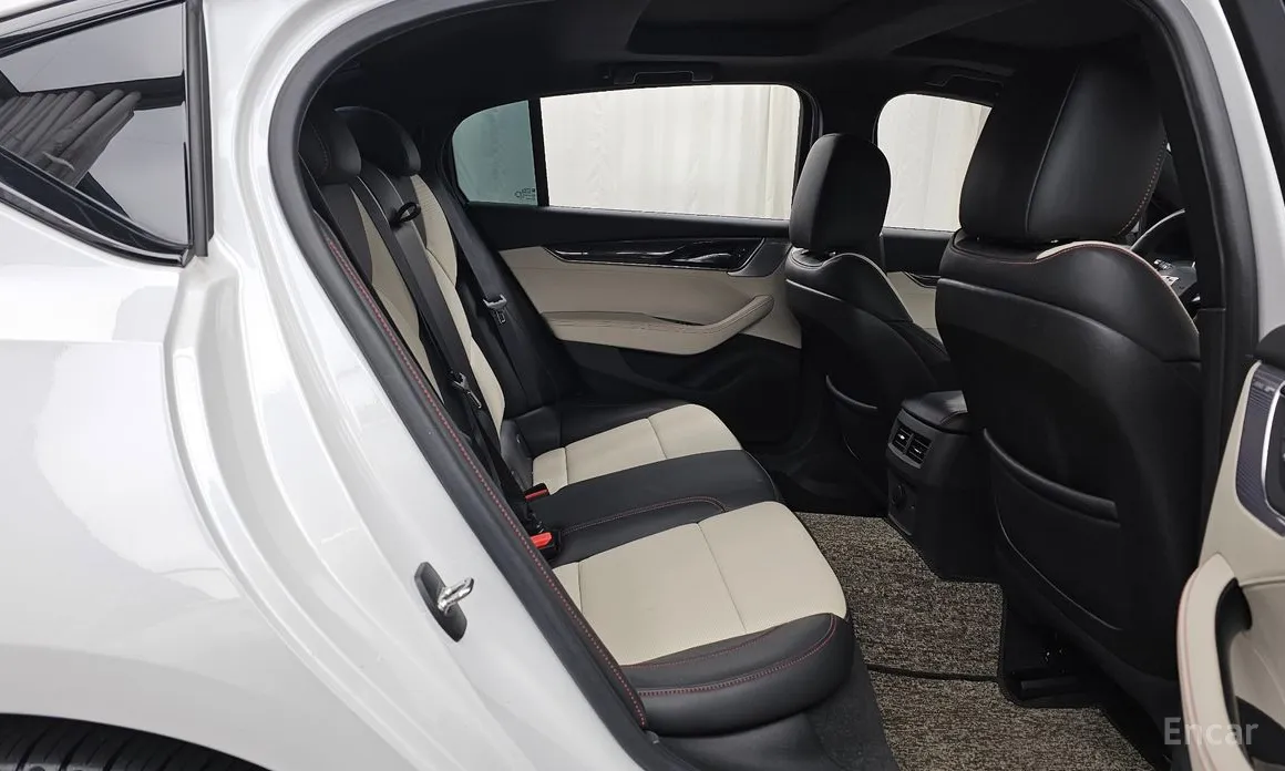 Фото 12 - Cadillac CT5