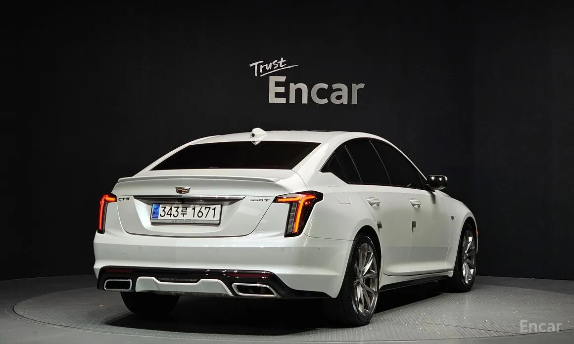 Фото 2 - Cadillac CT5