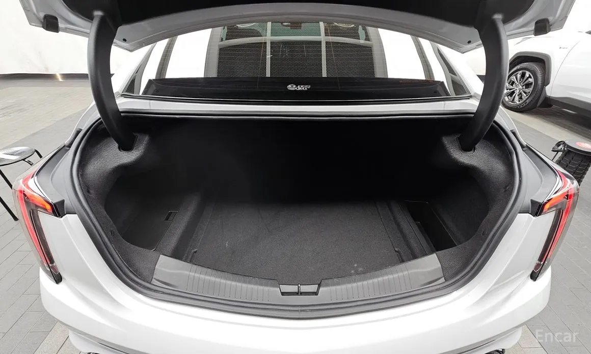 Фото 20 - Cadillac CT5