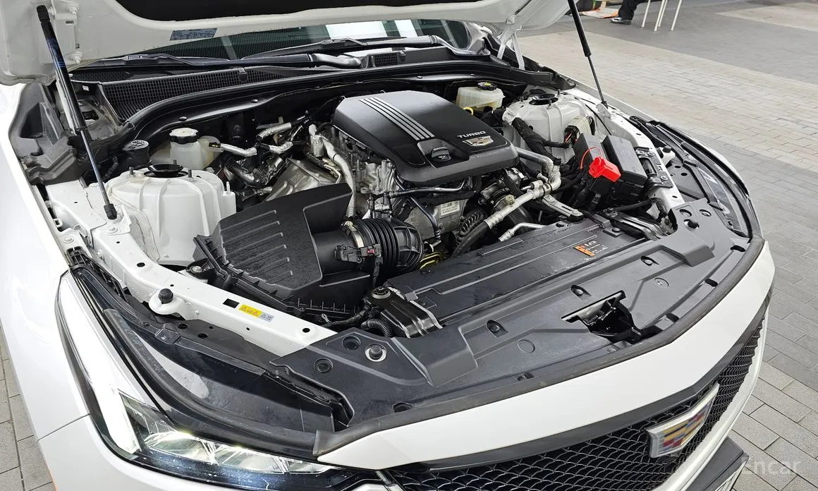 Фото 6 - Cadillac CT5