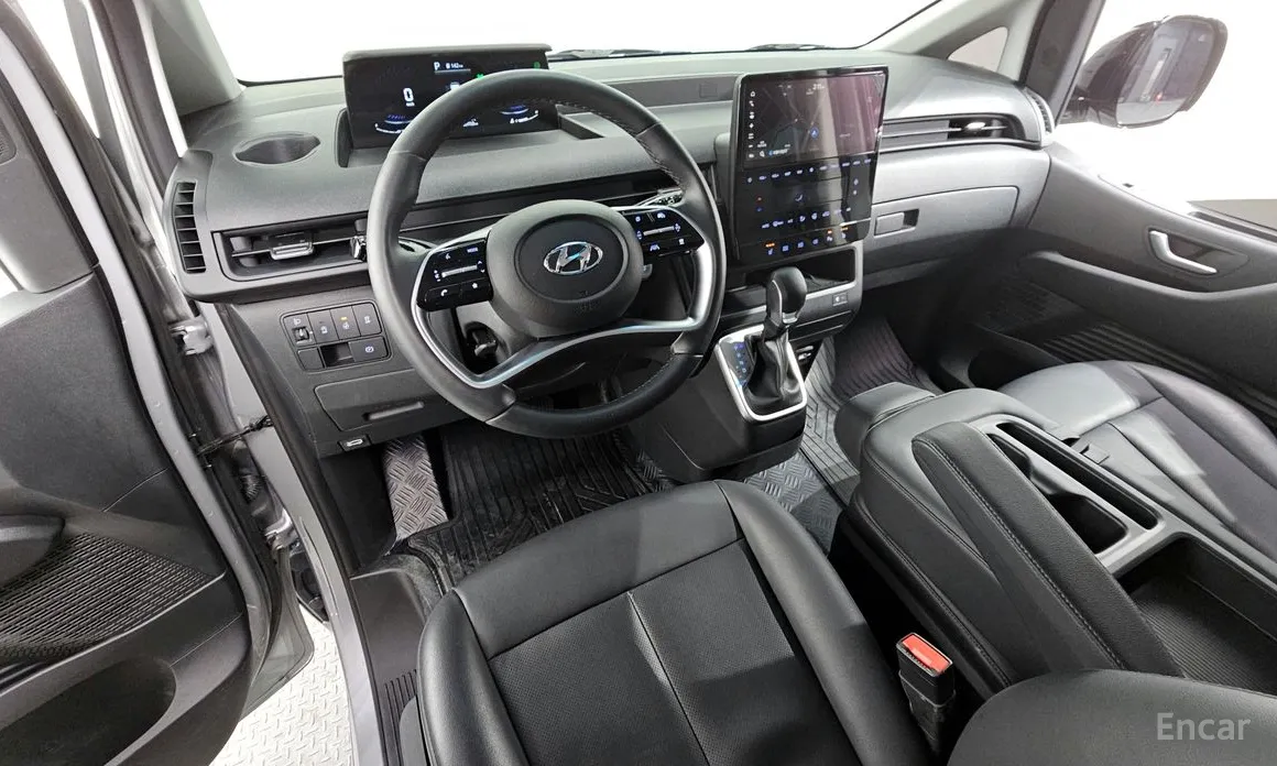 Фото 7 - Hyundai Staria