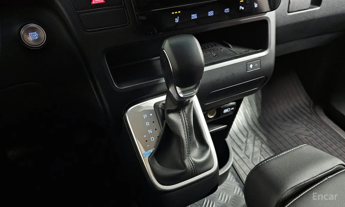 Фото 9 - Hyundai Staria