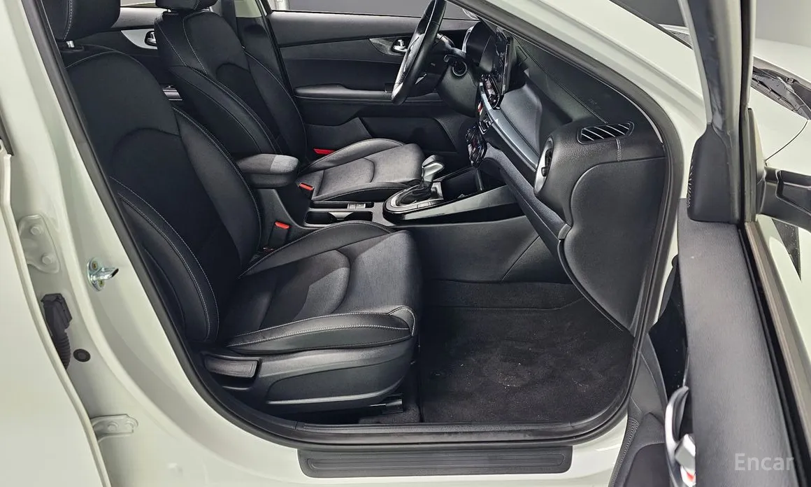 Фото 10 - Kia K3