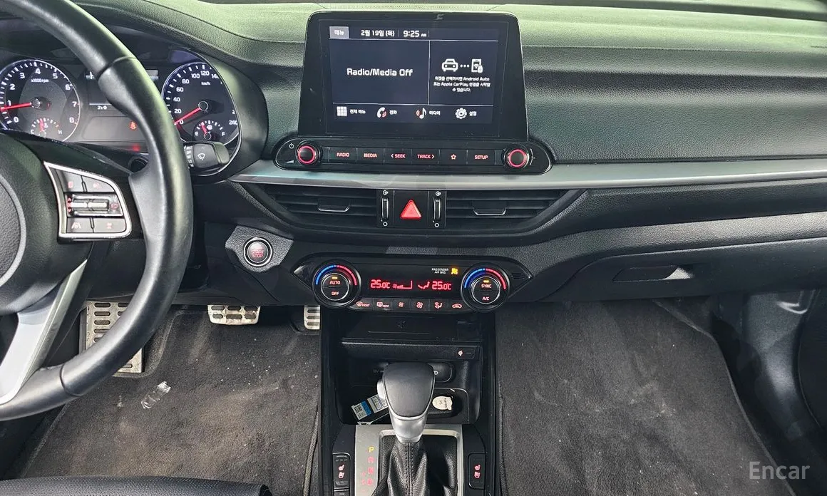 Фото 16 - Kia K3