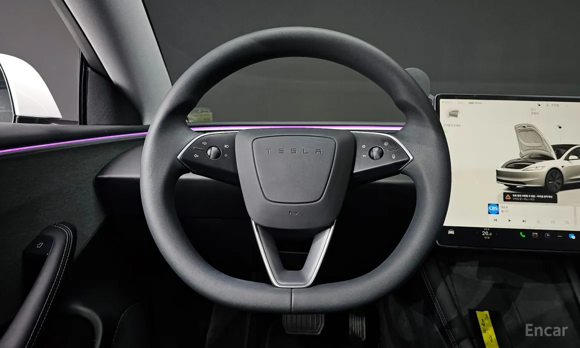 Фото 13 - Tesla Model 3