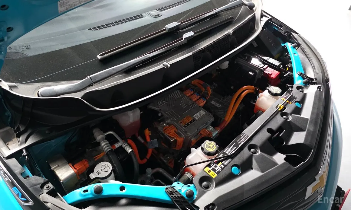 Фото 6 - Chevrolet Bolt EV