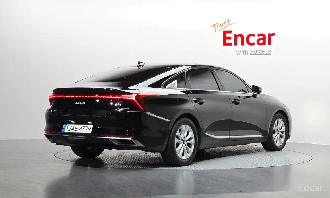 Zdjęcie 2 - Kia K8