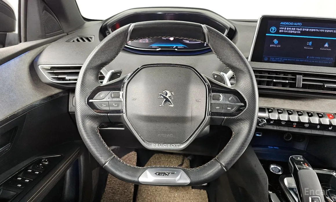 Фото 13 - Peugeot 5008