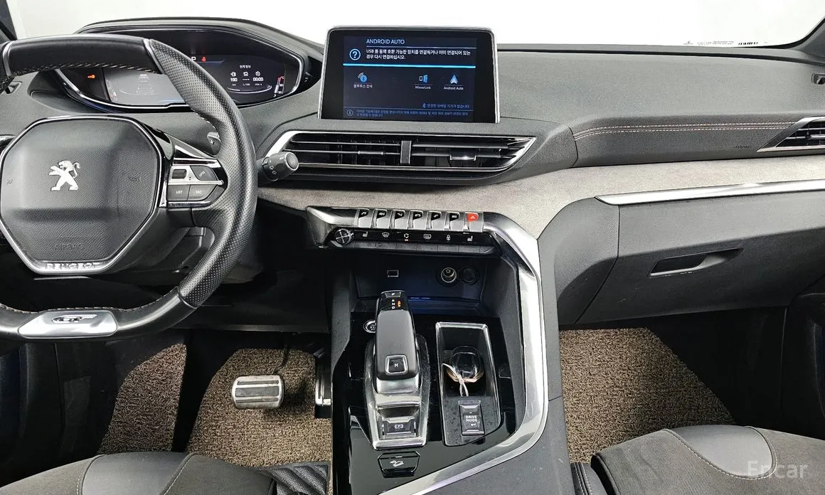 Фото 14 - Peugeot 5008