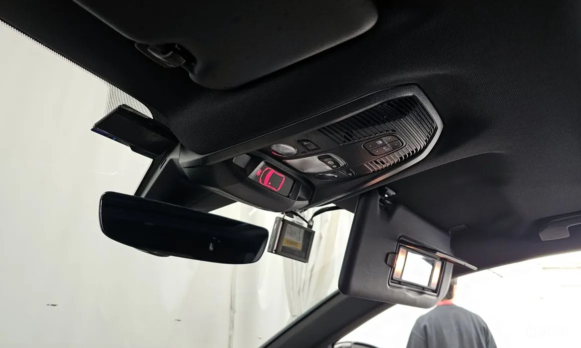 Фото 19 - Peugeot 5008