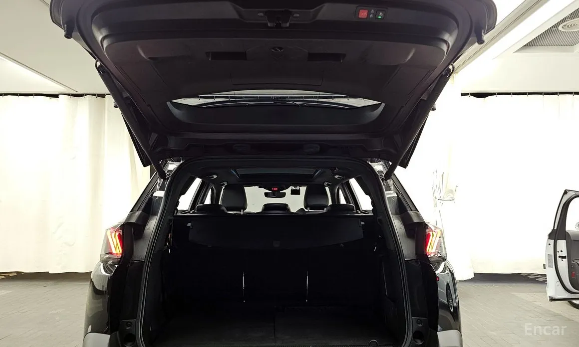 Фото 20 - Peugeot 5008