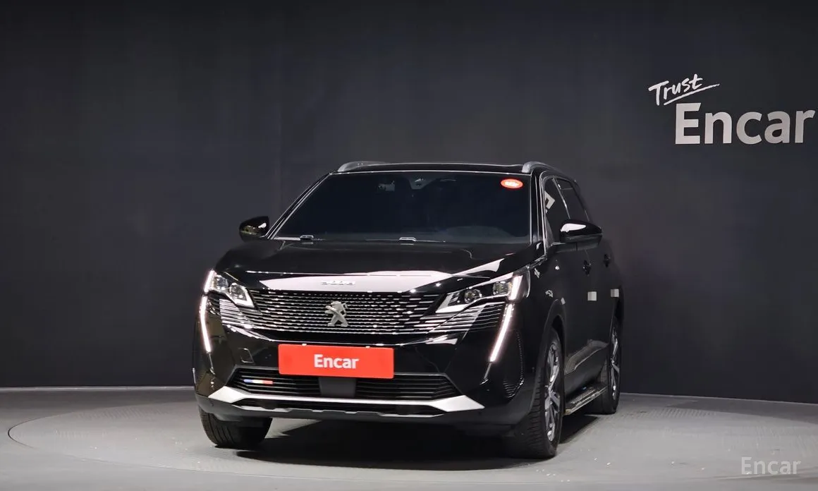 Фото 3 - Peugeot 5008