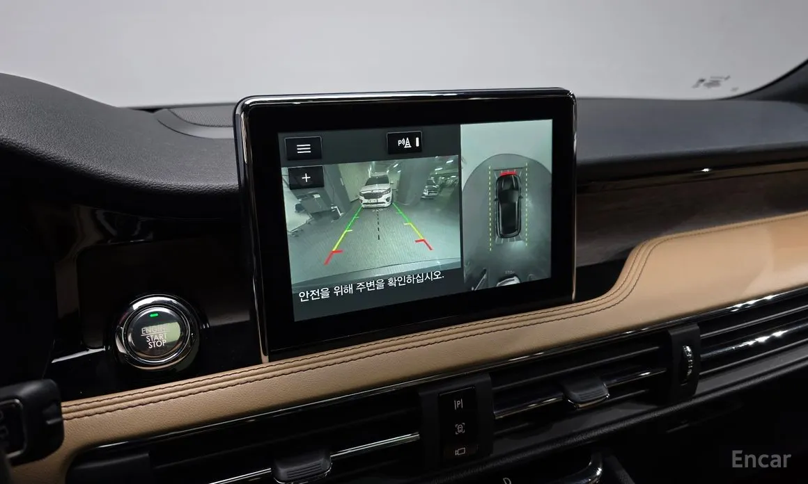 Фото 16 - Lincoln Corsair