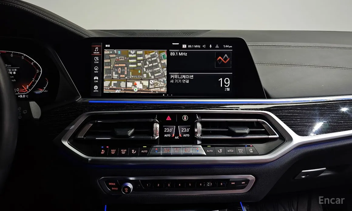 Фото 14 - BMW X7