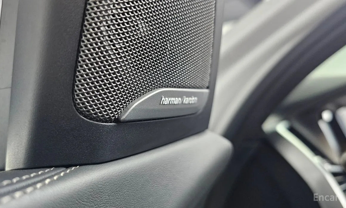 Фото 18 - BMW X7