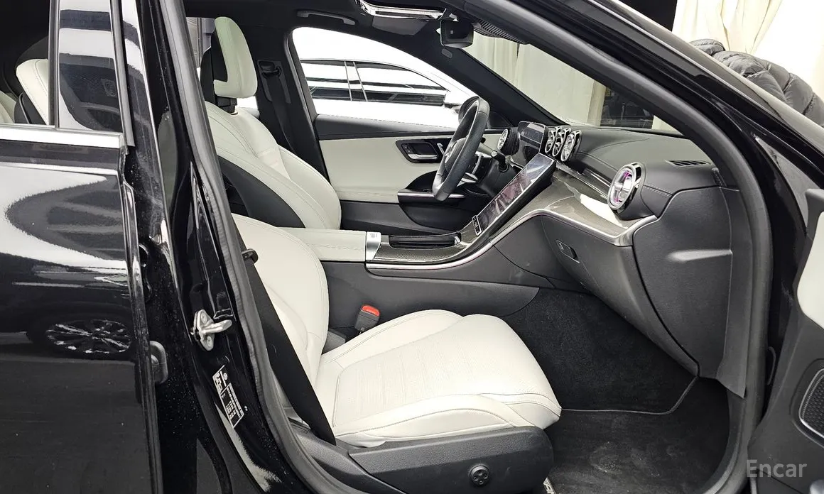 Фото 11 - Mercedes-Benz C-Class