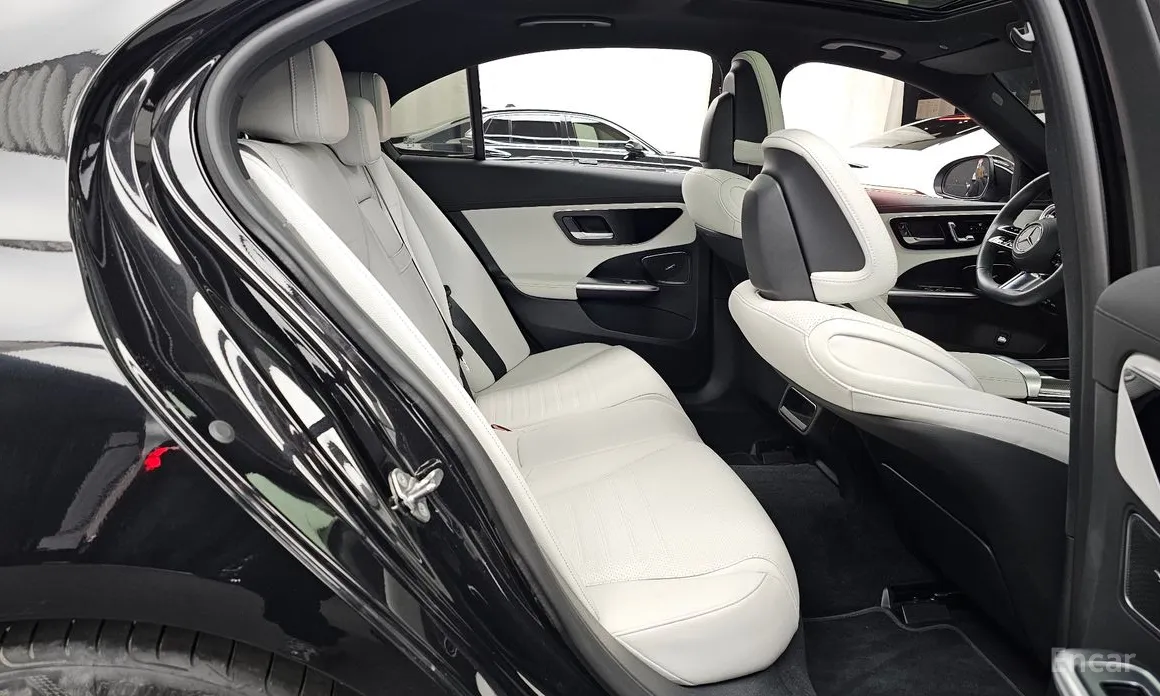 Фото 12 - Mercedes-Benz C-Class