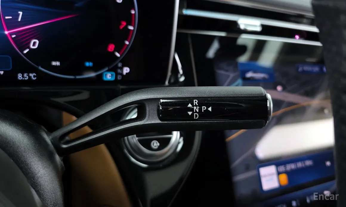 Фото 9 - Mercedes-Benz E-Class