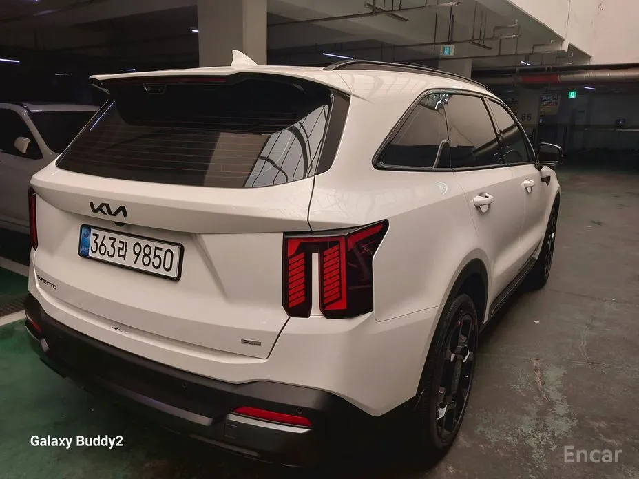 Фото 2 - Kia Sorento