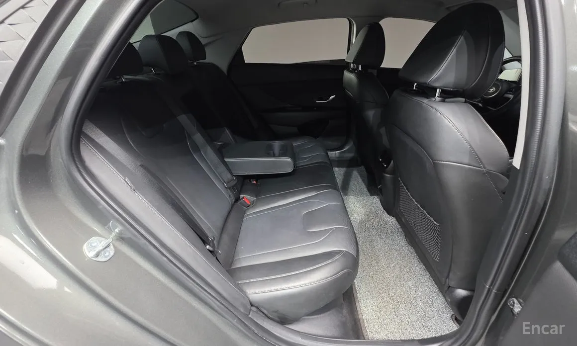 Фото 19 - Hyundai Avante