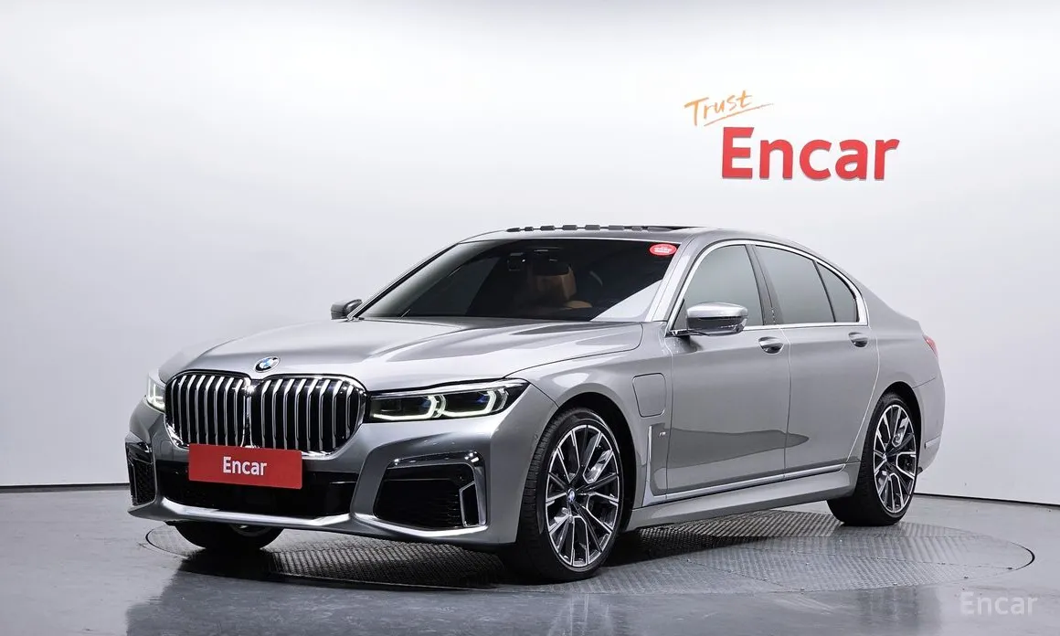 Фото 1 - BMW 7 Series