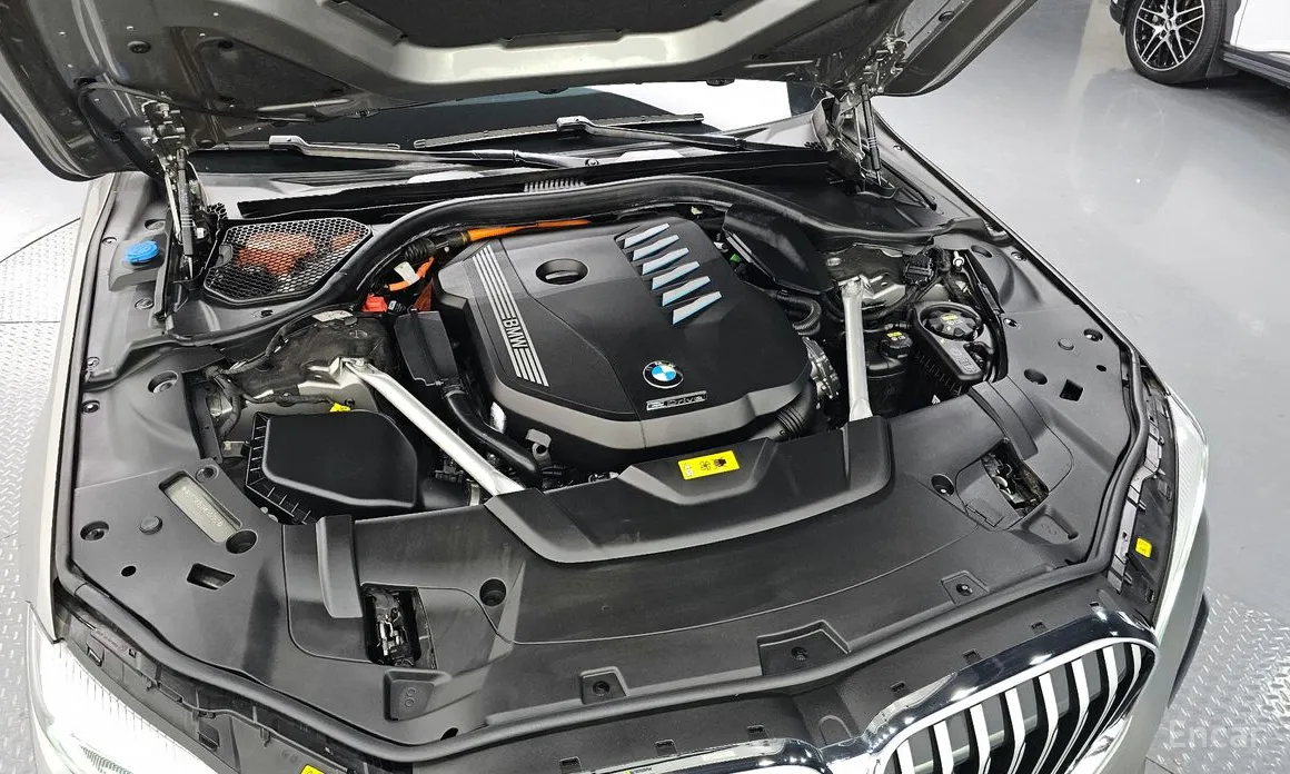 Фото 6 - BMW 7 Series