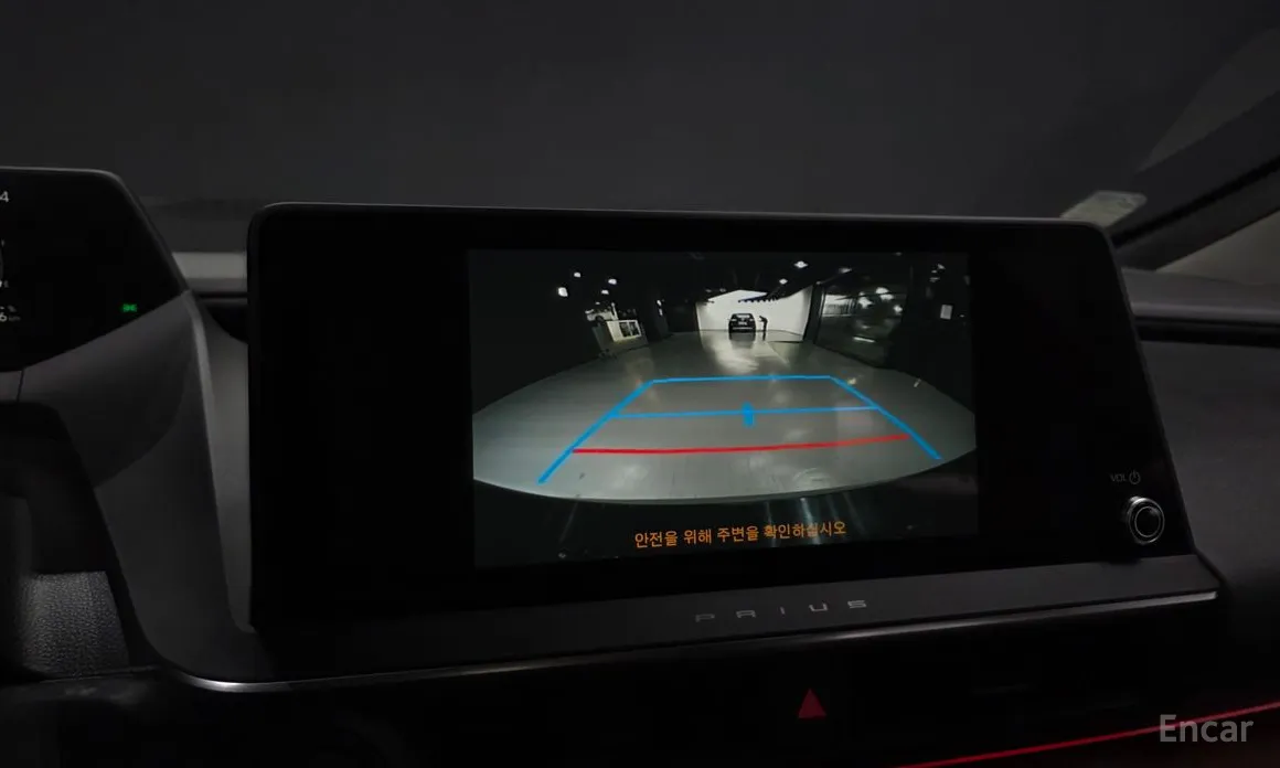 Фото 15 - Toyota Prius