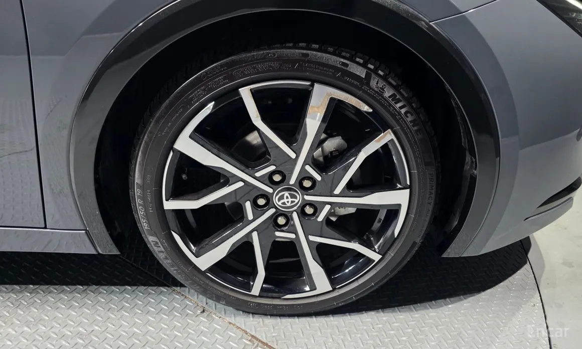 Фото 5 - Toyota Prius