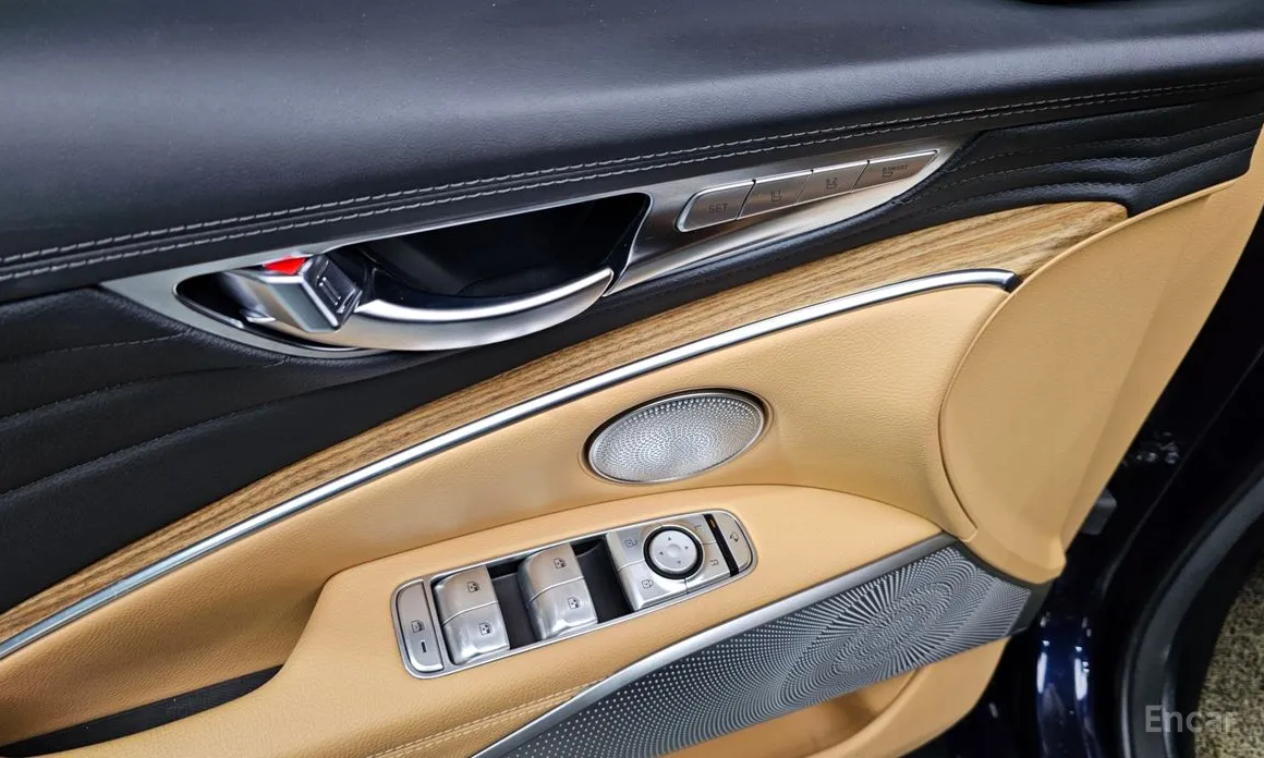 Фото 18 - Kia K9