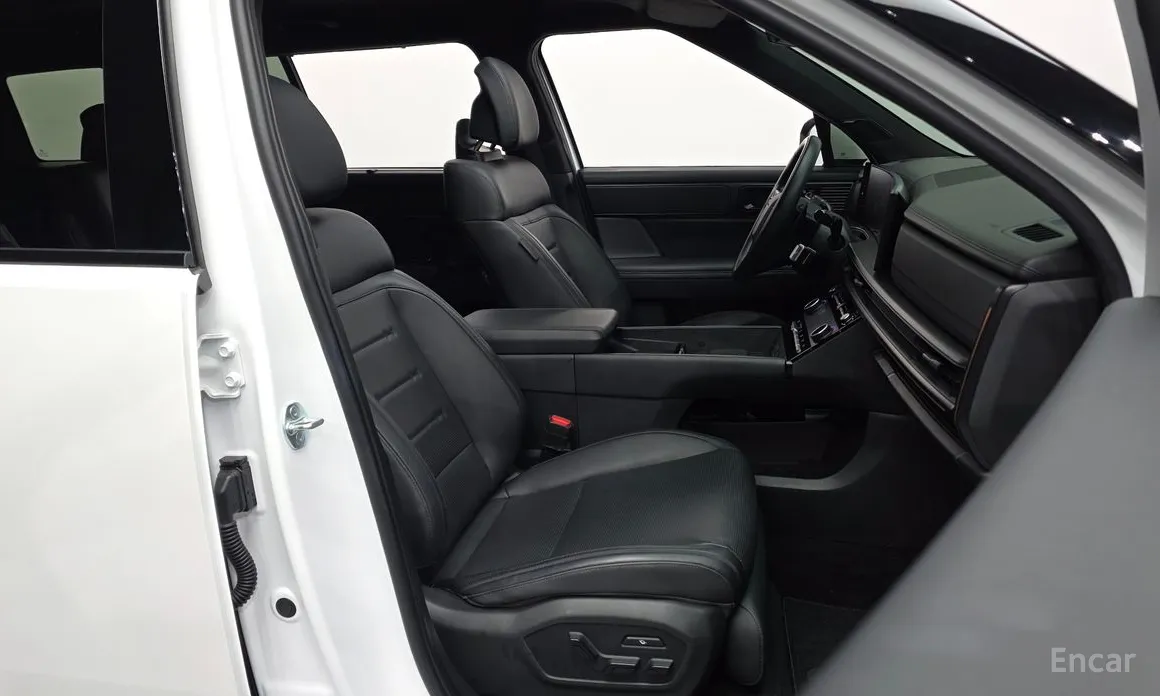 Фото 11 - Hyundai Santa Fe