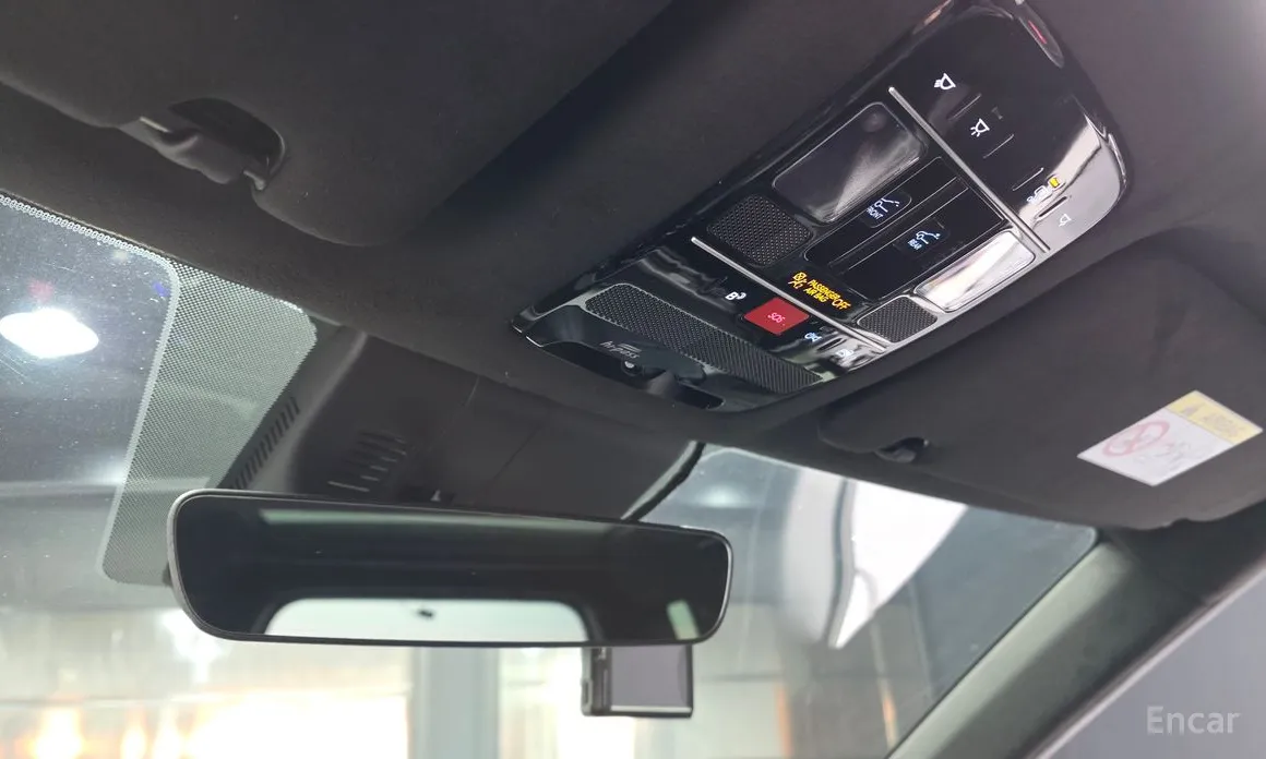 Фото 18 - Hyundai Santa Fe