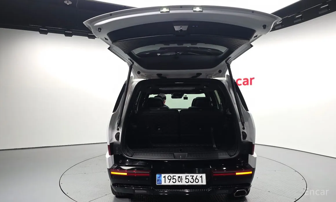 Фото 20 - Hyundai Santa Fe