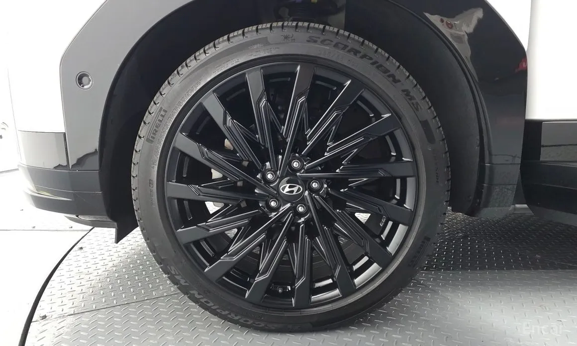 Фото 5 - Hyundai Santa Fe