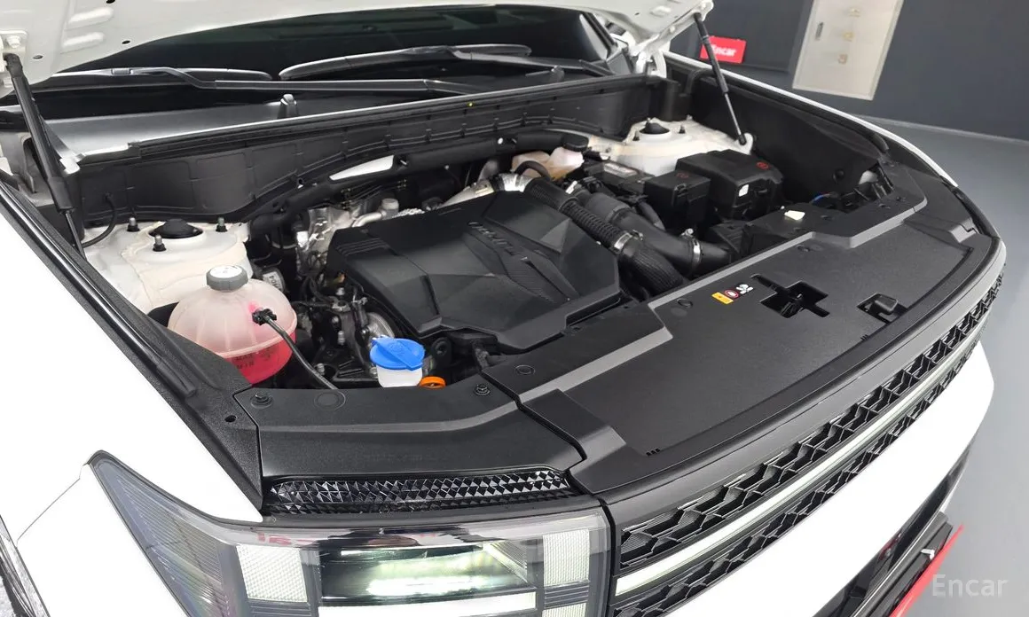 Фото 6 - Hyundai Santa Fe